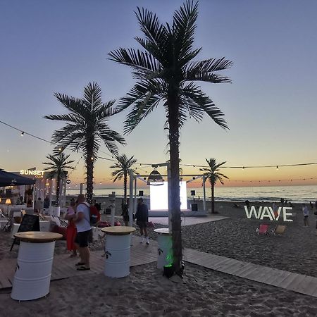 Your Holidays Waves مينززدرويه المظهر الخارجي الصورة